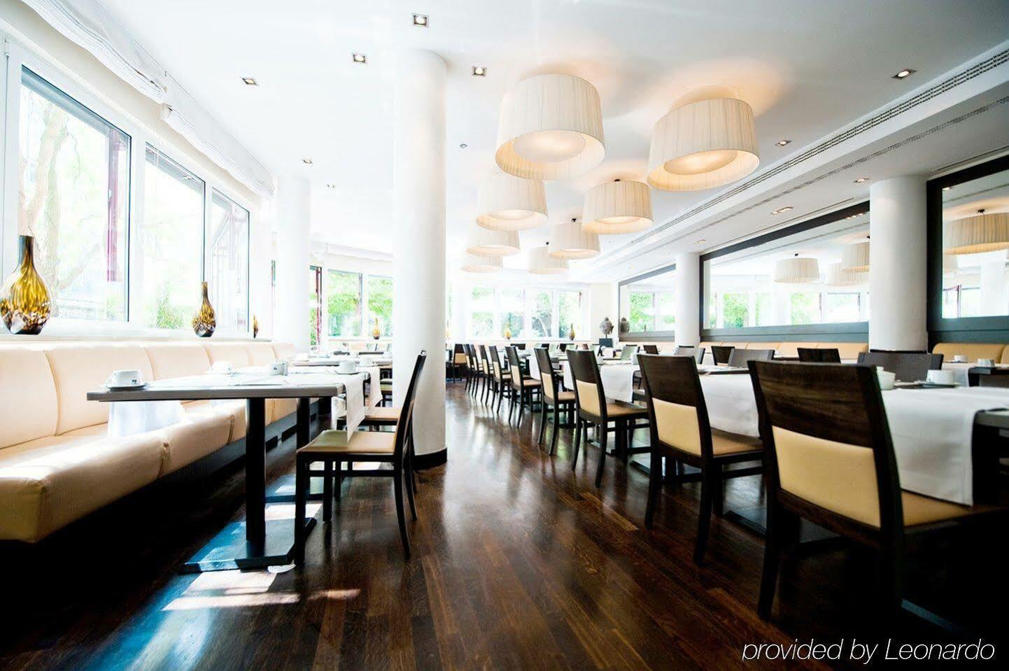 Bristol Hotel - Frankfurt City - Central Station Франкфурт на Майн Екстериор снимка